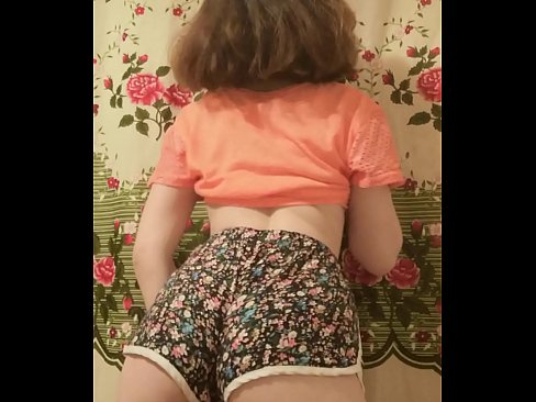 ❤️ Sexy me nyuam mos stripping tawm nws luv ntawm lub koob yees duab Liab porn ntawm porn hmn.hentai-menu.ru ❌️ Ib